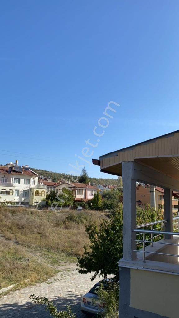 M-95 Kütahya Ilıca Mahallesi 2+1 Satılık Daire