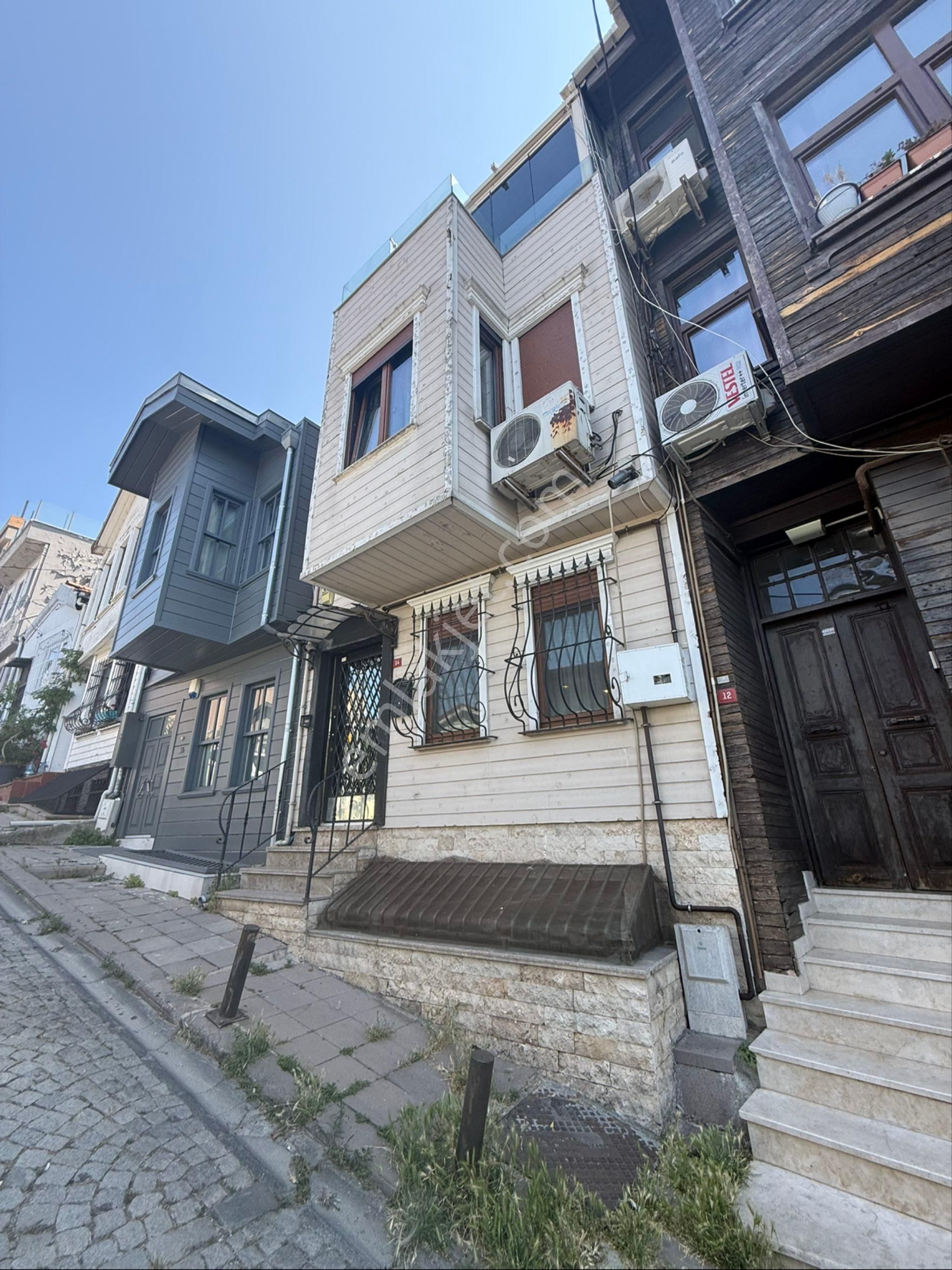 Ortaköy Sırtlarında Boğaz Manzaralı Özel Villa