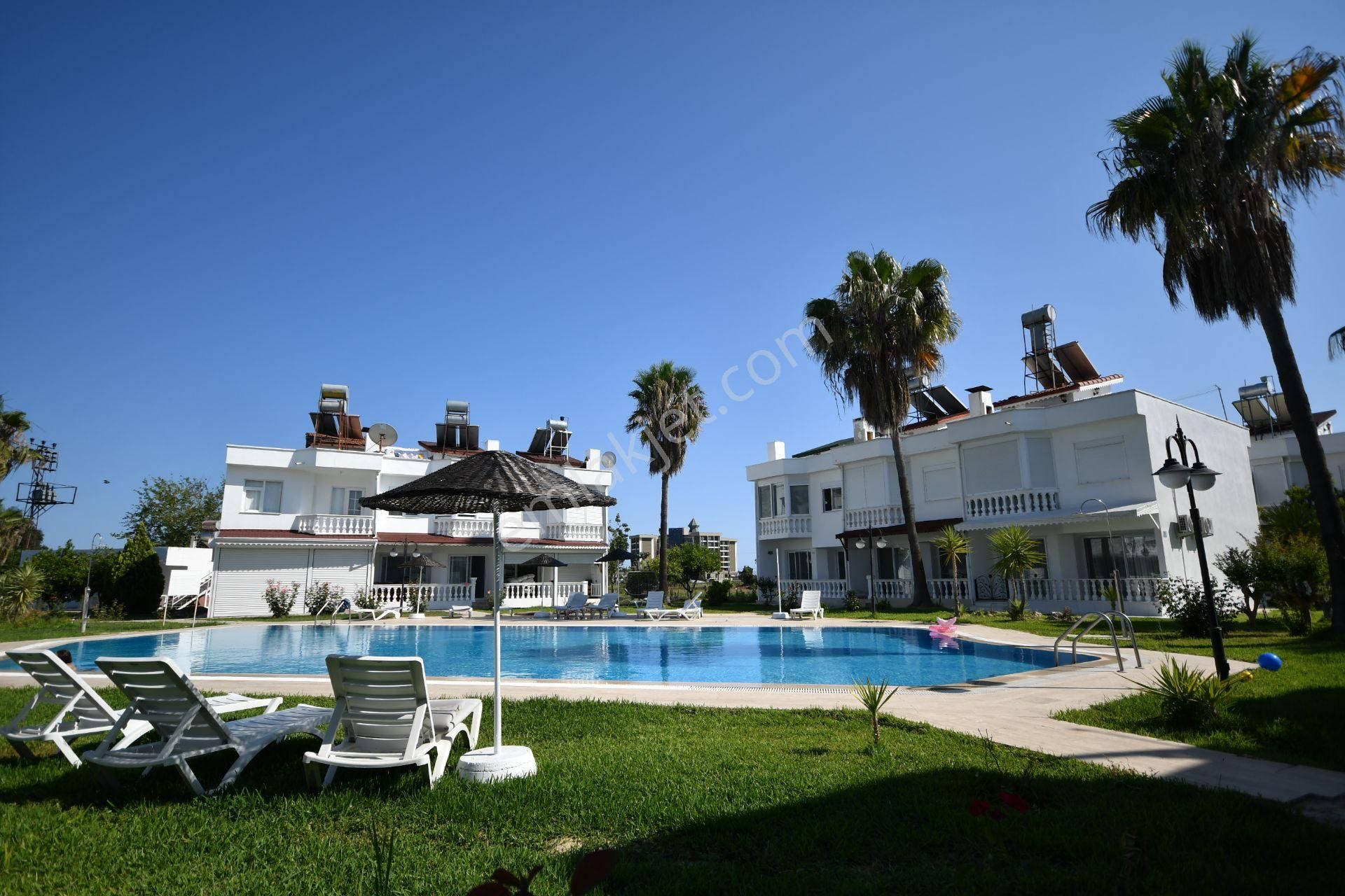 Manavgat Çenger De Harika Bir Site İçinde Satılık Yazlık