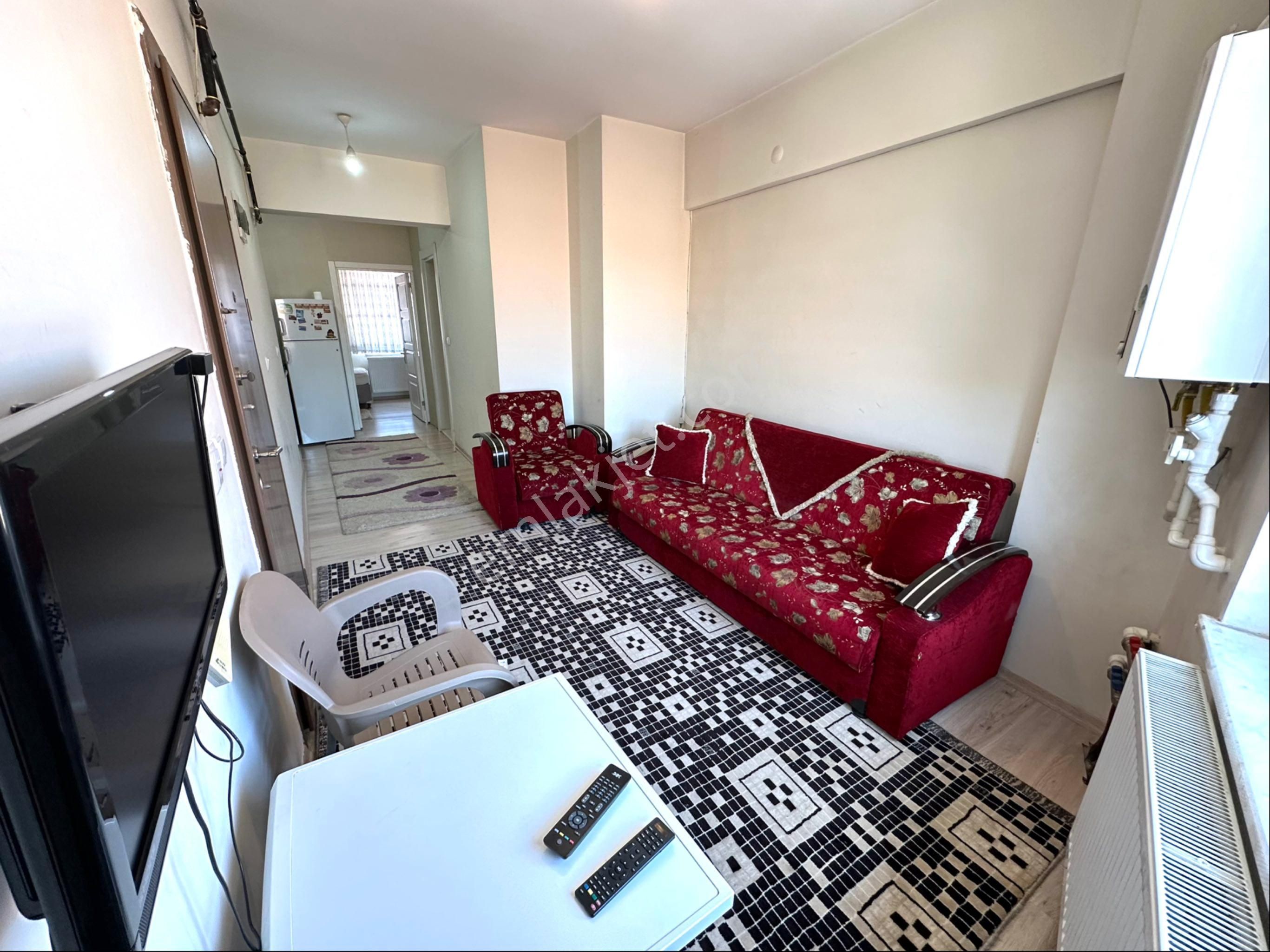 Yunus Erkan*dan Şehir Merkezinde Kiralık Eşyalı 1+1 Daire