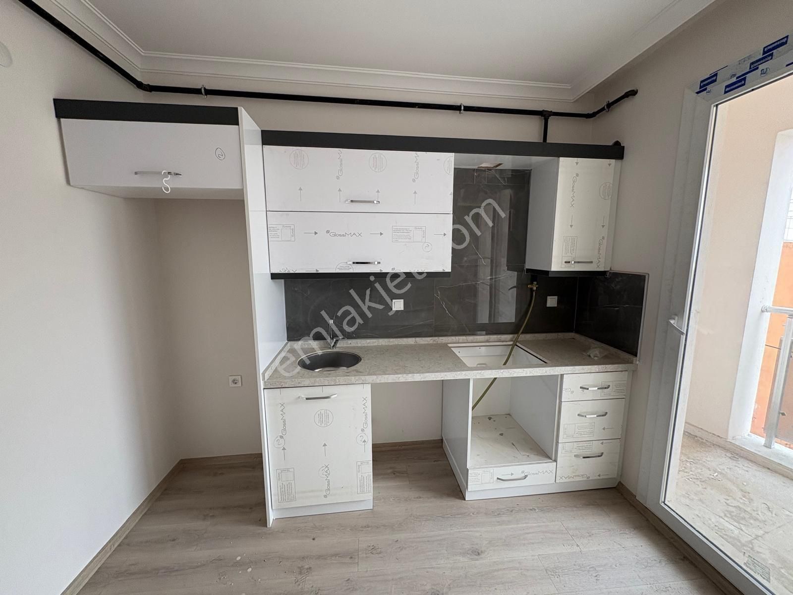 Artenew'dencengiz Han'da Satilik Sıfır 2+1 Dogalgazli Arakat Daire - Görsel 2