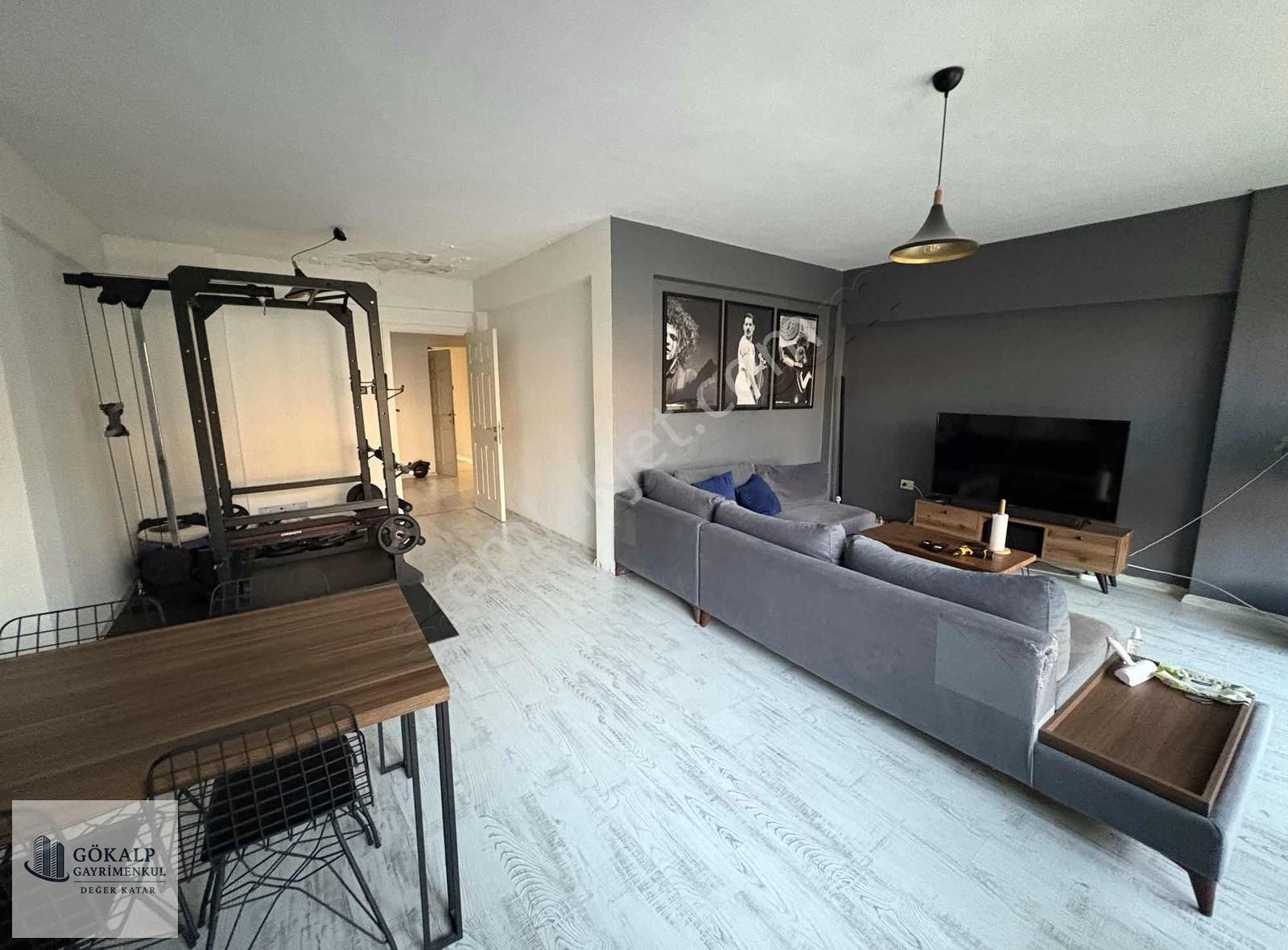Gökalpden Kadıköy Moda'da 3+1 120m2 3.kat Satılık Daire