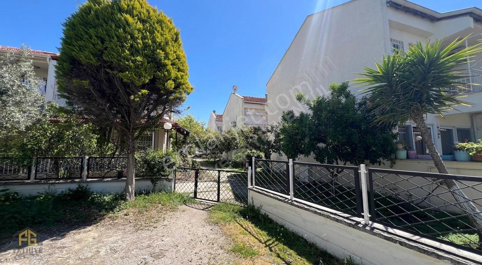 Fethiye Gayrimenkul Çalışa 200 Mt. Tadilatlı Bitişik Nizam Villa