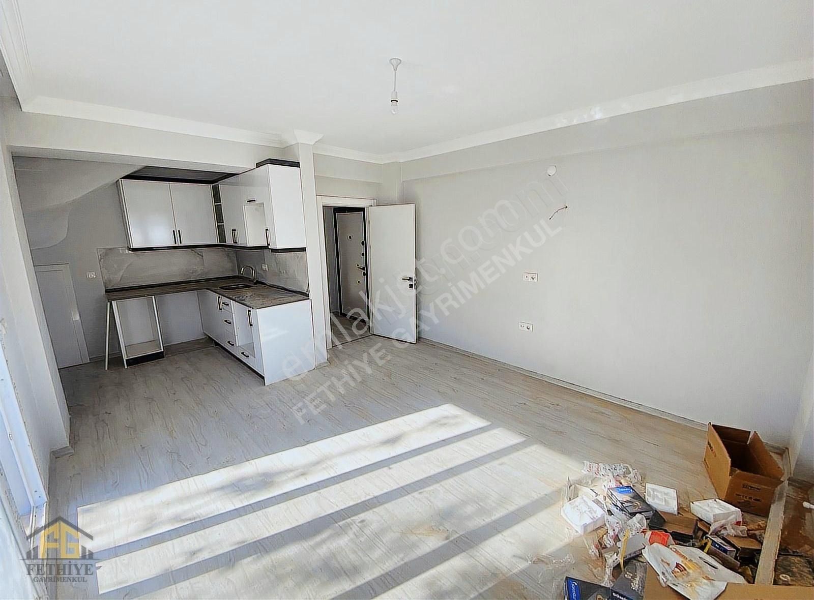 Seydikemerde Uzun Dönem Kiralık 3+1 Çatı Dubleks Daire