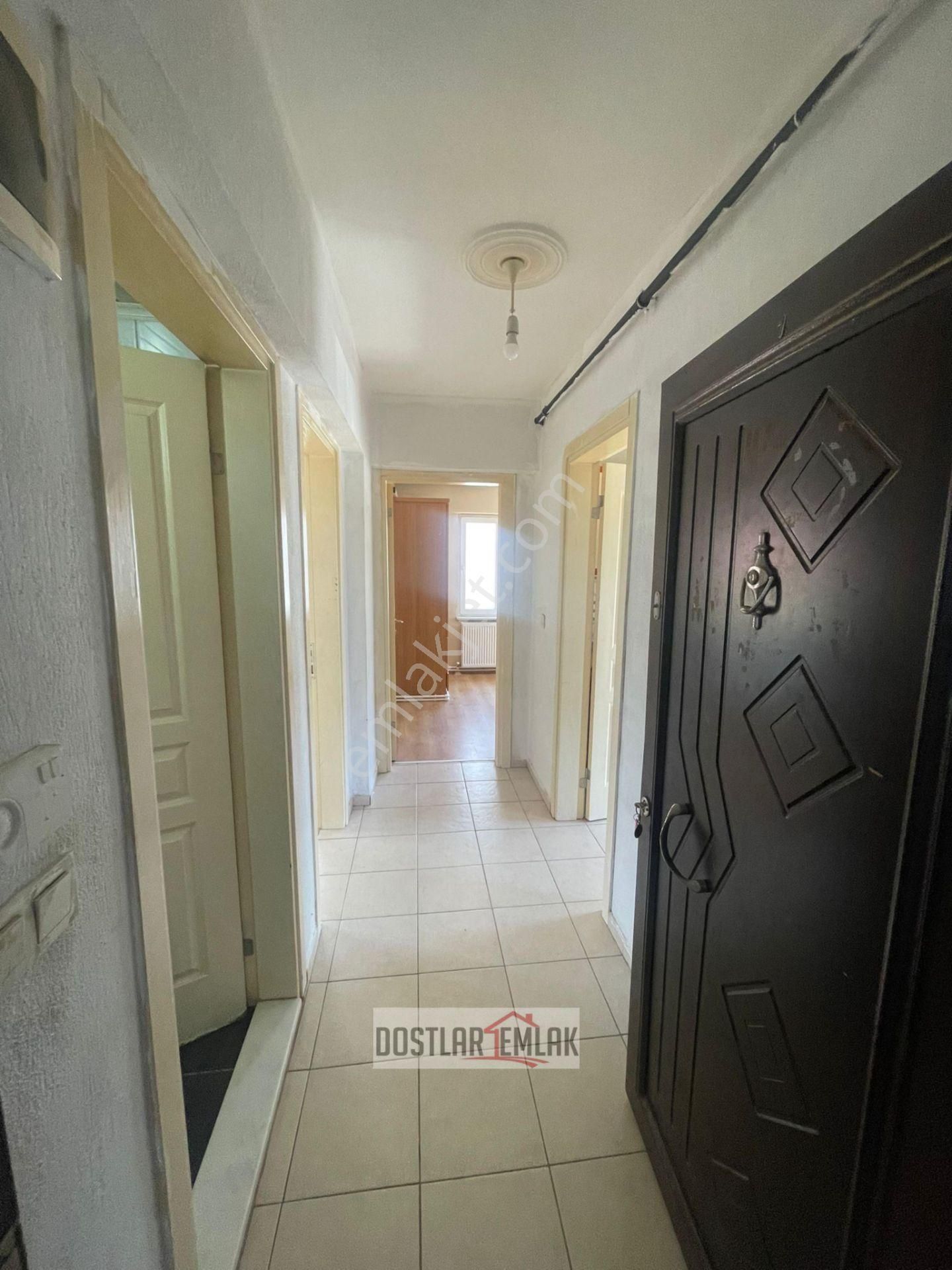 Dostlar Emlaktan Kötekli A101 Arkası Kiralık 2+1 Daire
