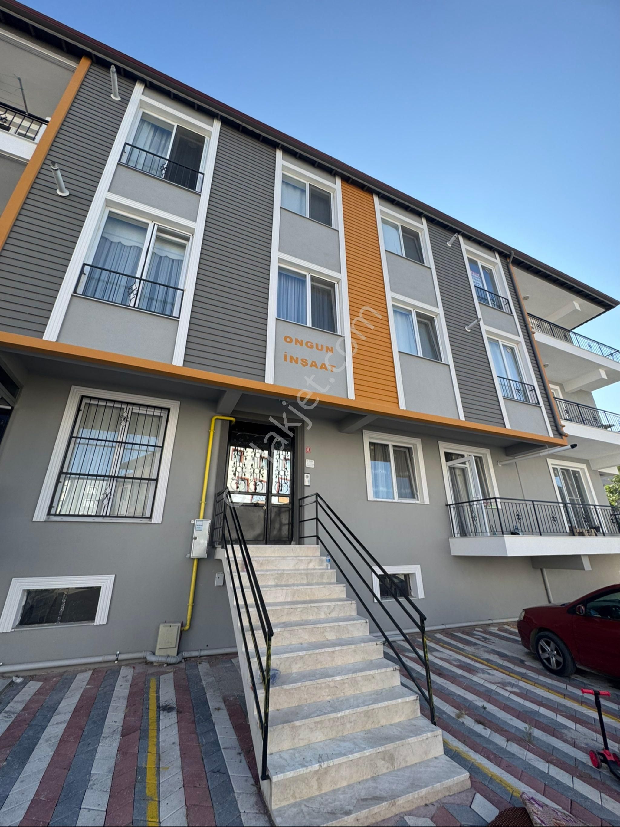Burdur Merkez Hızır İlyas’ta 2+1 Kiralık Daire