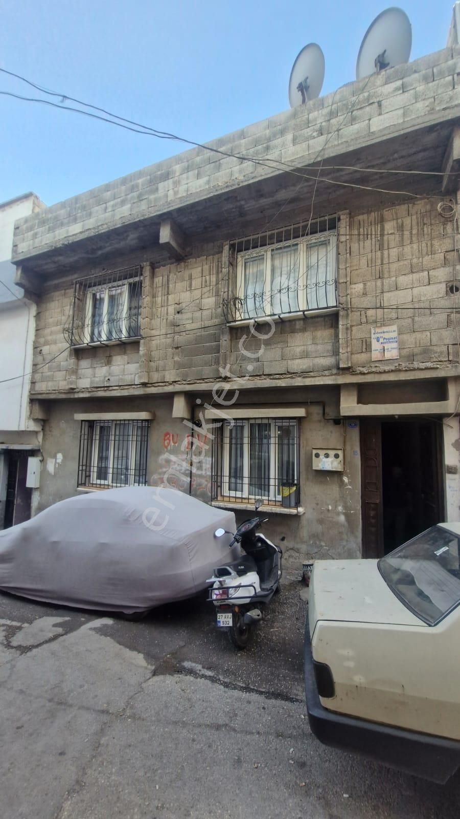 Emir Emlak Ofisinden Mimarsinan Mahallesinde Müstakil Ev