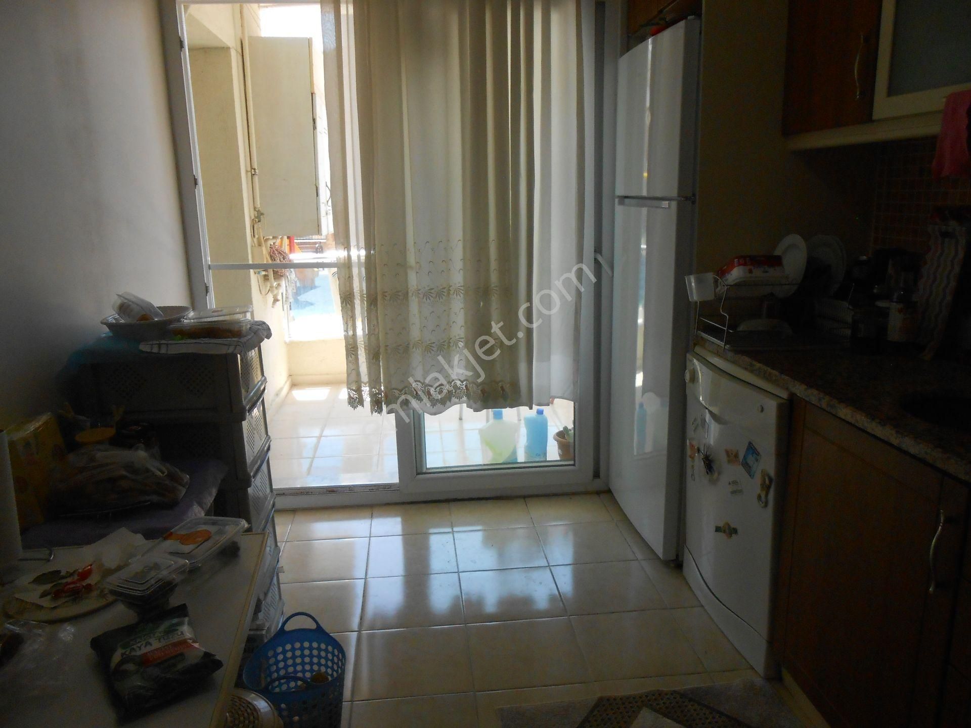 Site İçerisinde Yatırım Veya Oturum İçin İdeal 3+1 D.gazlı Daire - Görsel 3