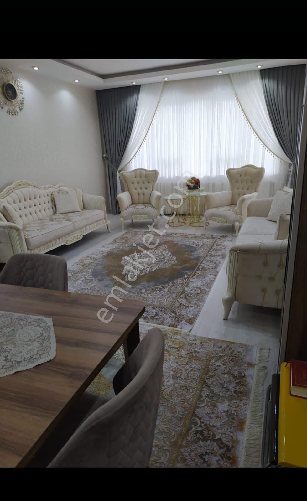 Acil Emlak Güvencesiyle 4 +1 Satlık Daire Yenişehir