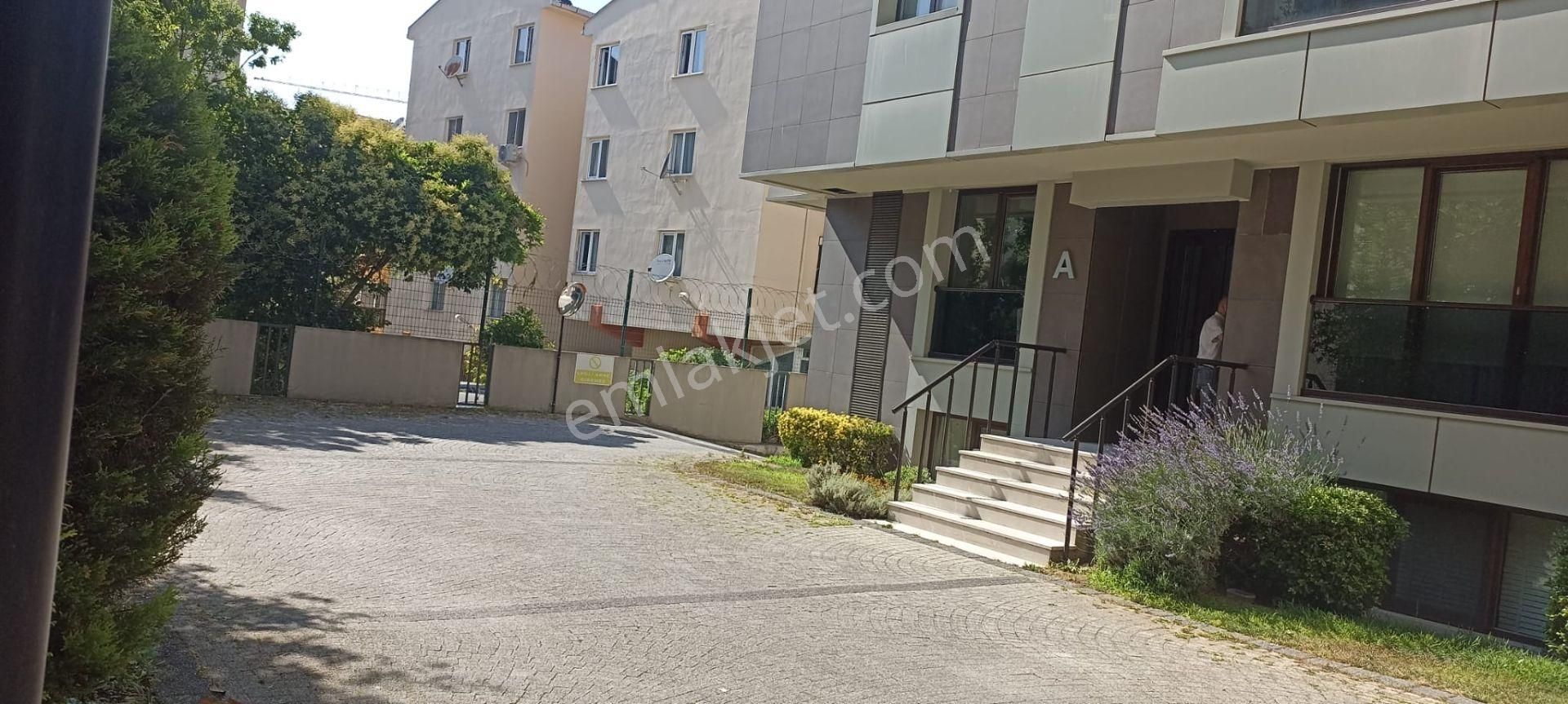 Faikbey Mescidi Sokakta Mim Yaşam Sitesinde 2+1 Kiralık Daire