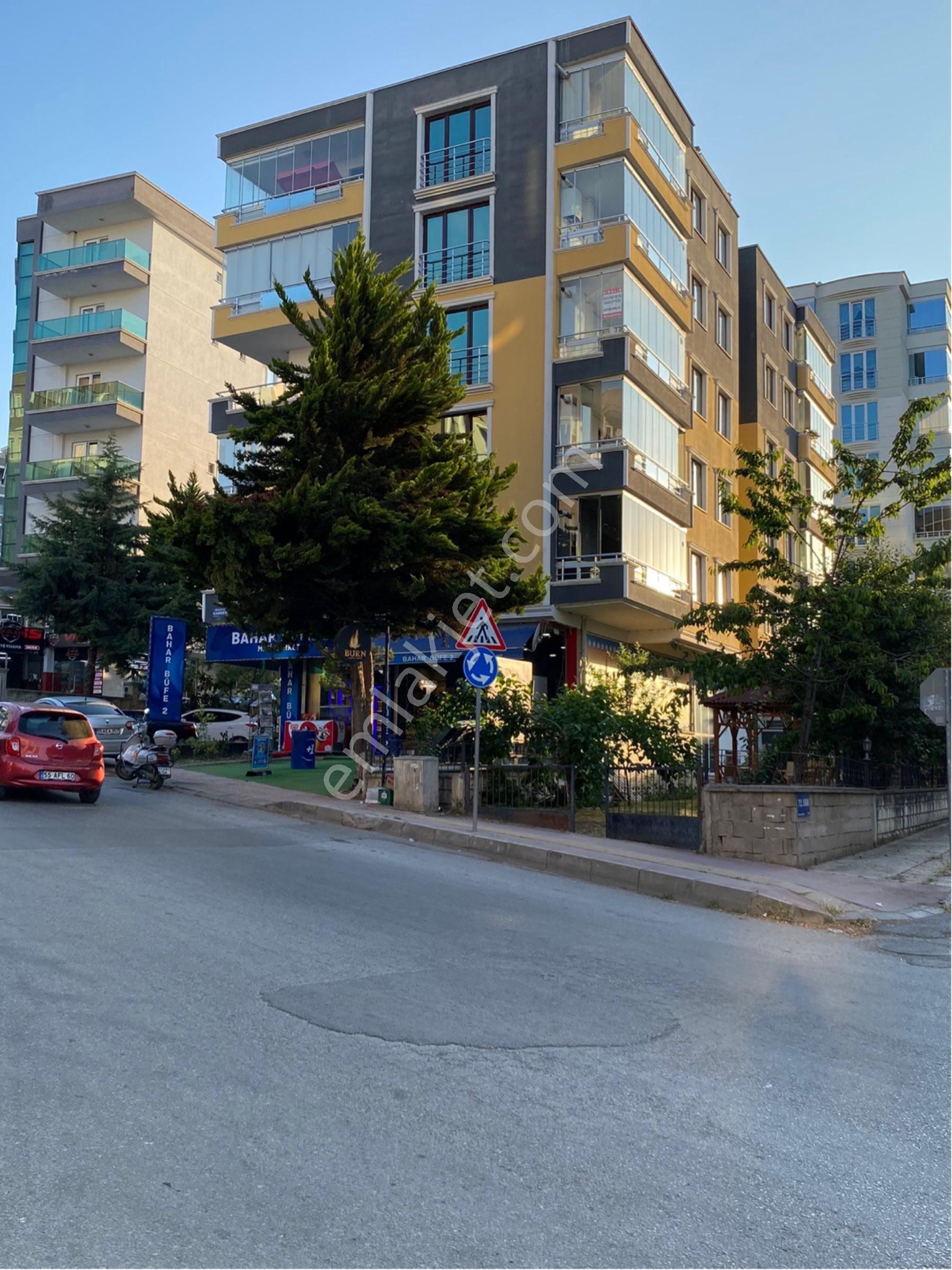 Harika Konum Atakum Beledyesi Üstü Kiralık Geniş Daire