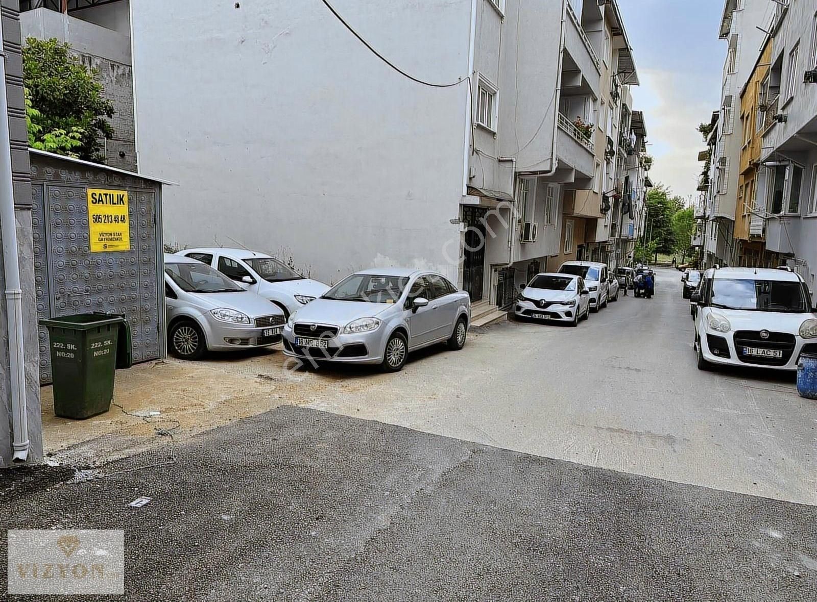 Bağlaratı'nda Satılık130m2 Satılık Arsa