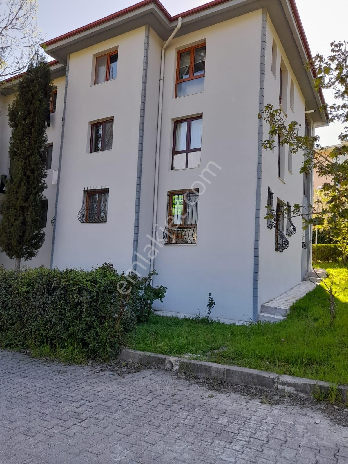 Düzce Kalıcı Konutlar Çamlıevler Mevkiinde 3+1 Satılık Daire - Görsel 2