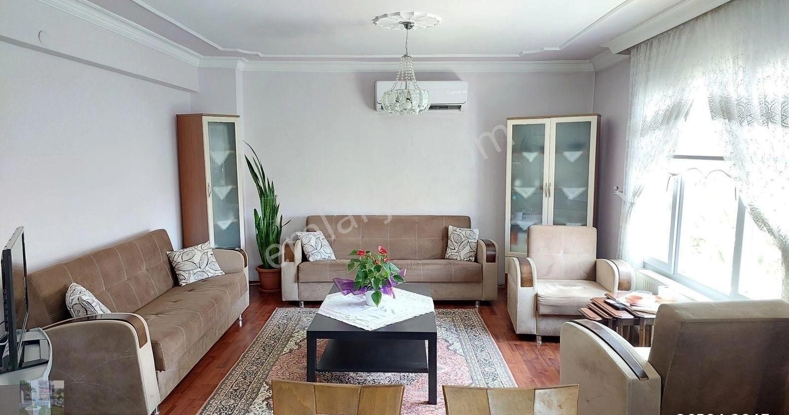 Karşıyaka Elit Sitesinde Satılık 149 M2 3+1 Daire Kanıt Emlaktan