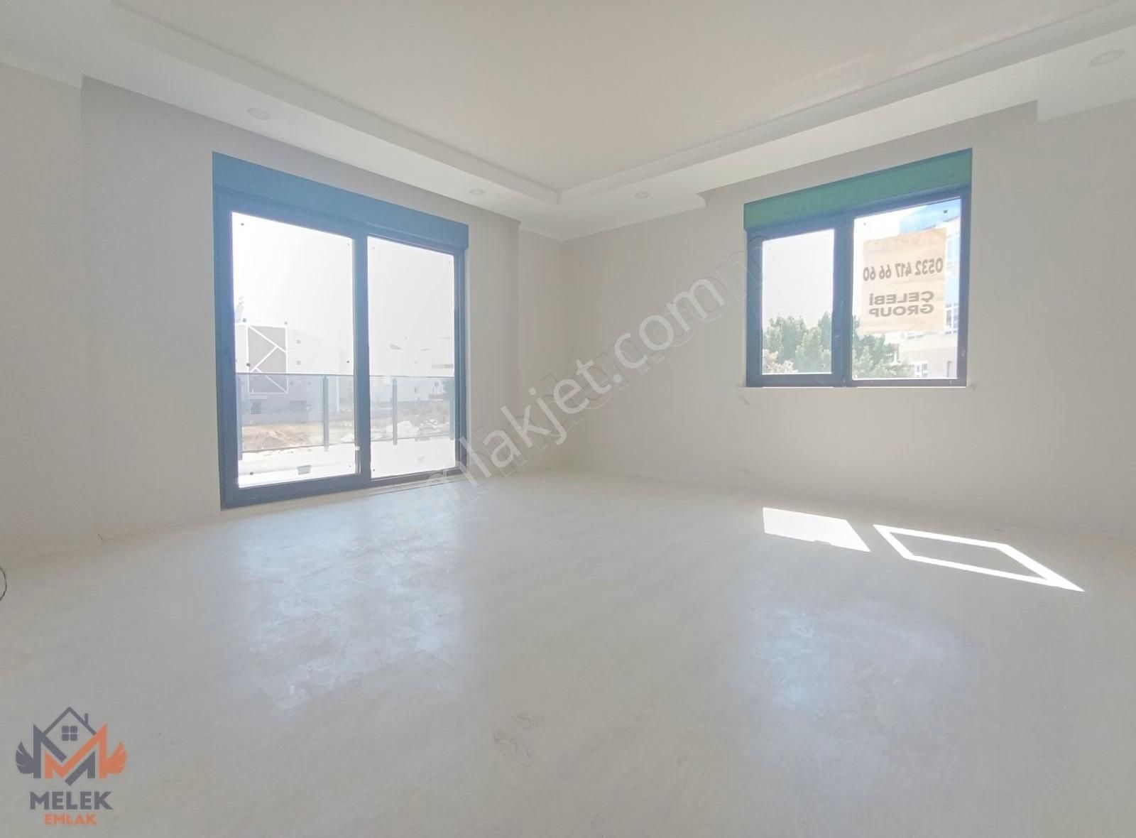 Kepez Varsak Masal Park Arkası Çift Banyo 2+1 Site İçi Daire