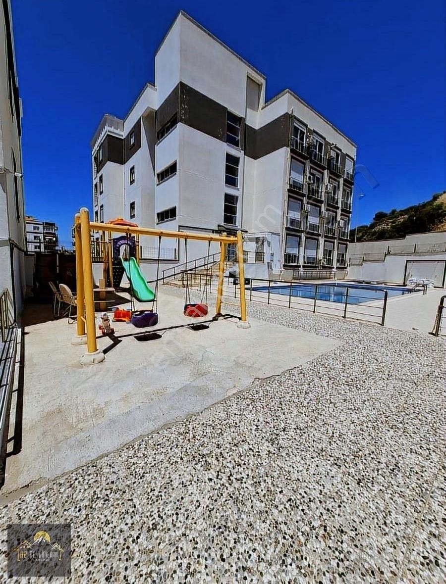 Kuşadası'nda Sezonda Kiralık 1+1 60m2 Daire