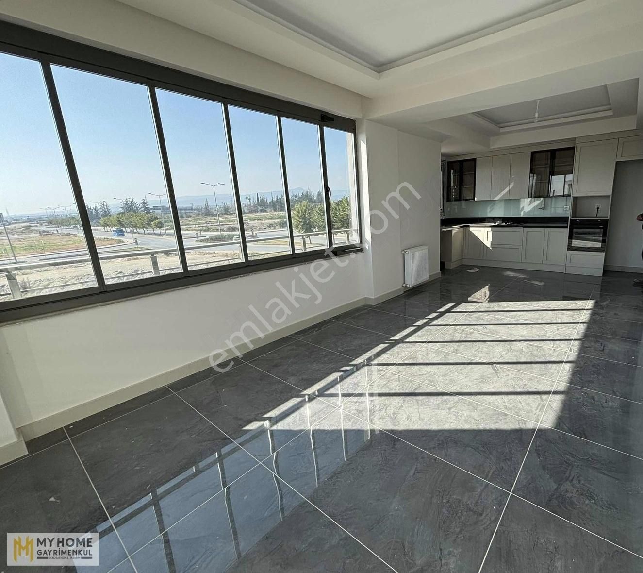 Myhome'dan Fuat Morel'de Site İçi Lux Sıfır 3+1 Satılık Daire