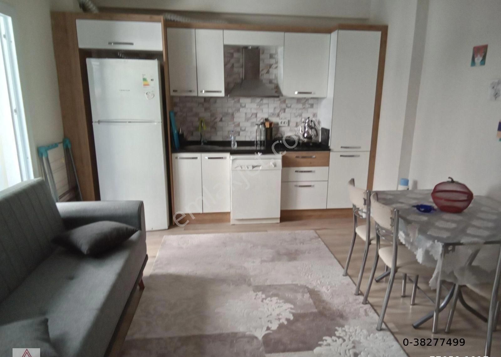 İzmir Seyrek Bakırçay Üniversitesi Yakını Full Eşyalı Satılık 1+1 Süper Daire