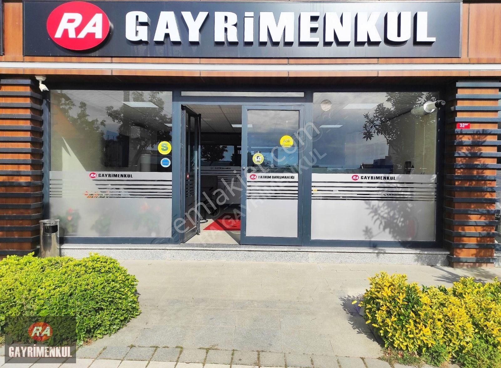 Silivri Yeni Mh Merkezi Konumda Butik Site İçi Sıfır Ara Kat 3+1