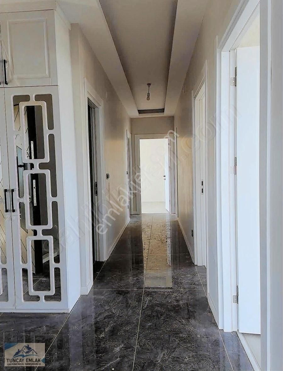 Erenköy De Sıfır Müstakil Villa Konsepinde 2 Daire Ayrı Girişli - Görsel 26