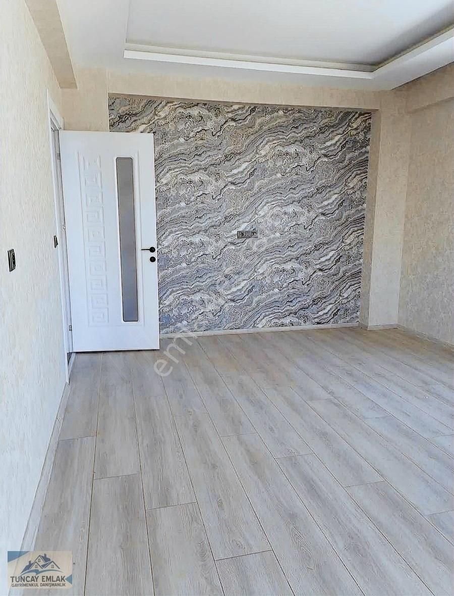 Erenköy De Sıfır Müstakil Villa Konsepinde 2 Daire Ayrı Girişli - Görsel 23