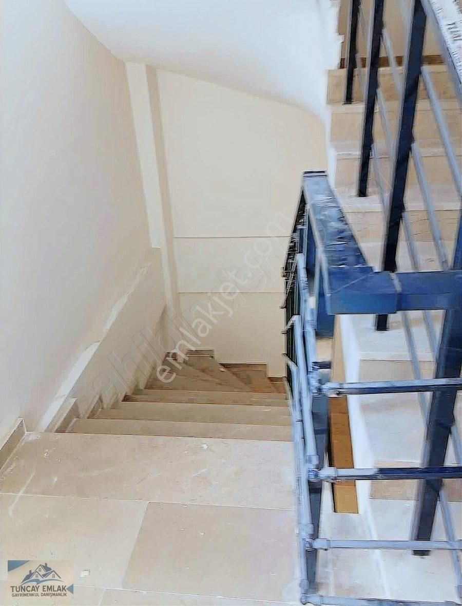 Erenköy De Sıfır Müstakil Villa Konsepinde 2 Daire Ayrı Girişli - Görsel 16