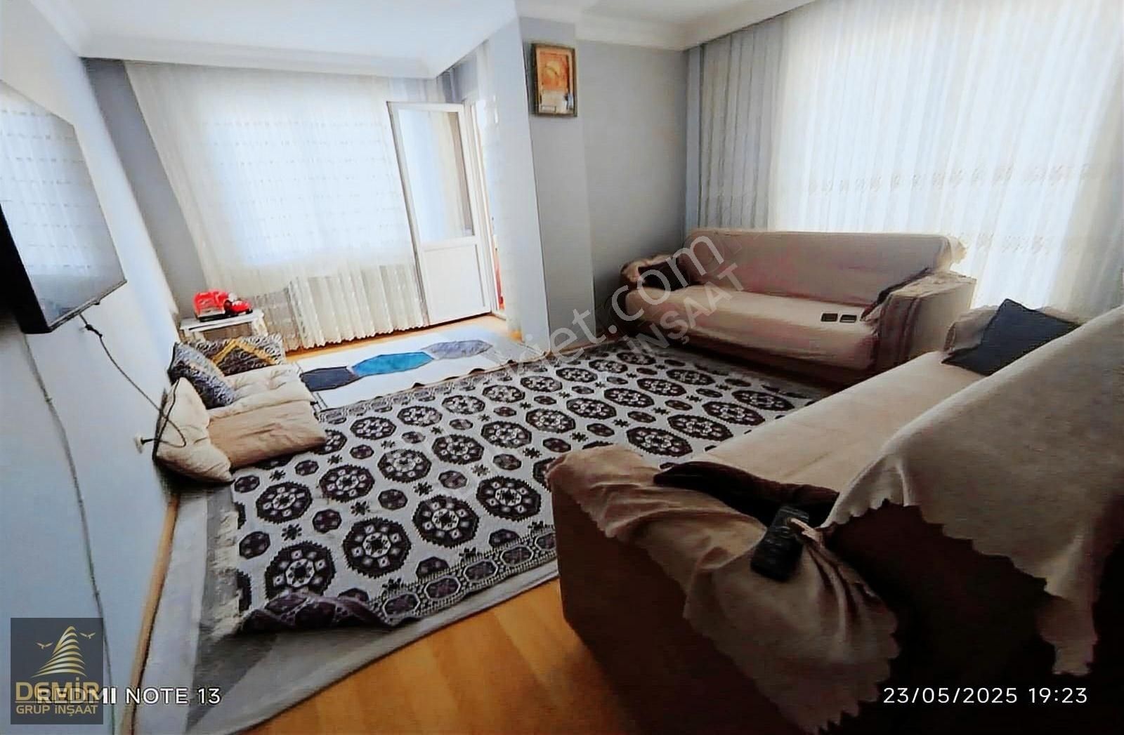 Demir Grup Dan Samandıra Merkez Metro Komşu 2+1 İskanlı Arakat
