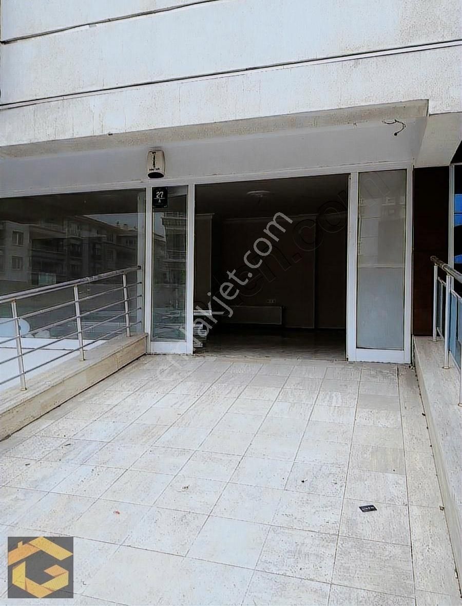 Keçiören'de İşlek Cadde Üzerinde Kiralık İş Yeri