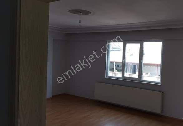 Karşıyaka’da Müstakil Ev Tadında 3+1 – Dubleks Potansiyelli, Şehir Hastanesine Yakın - Görsel 15