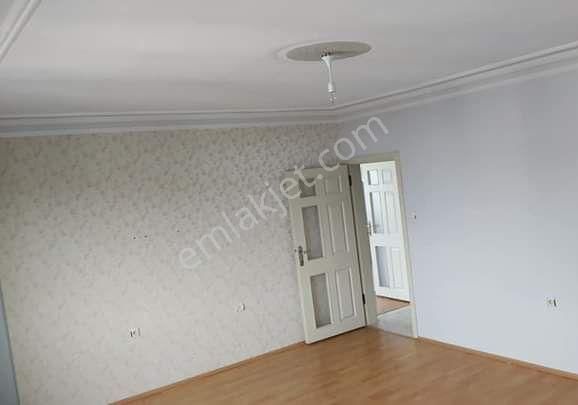 Karşıyaka’da Müstakil Ev Tadında 3+1 – Dubleks Potansiyelli, Şehir Hastanesine Yakın - Görsel 14