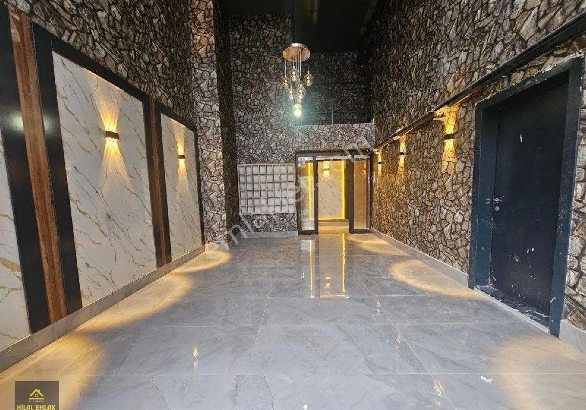 Hilal'den Karapürçekte 4+1 Site İçerisinde Ultra Lüsk Teras Balkon