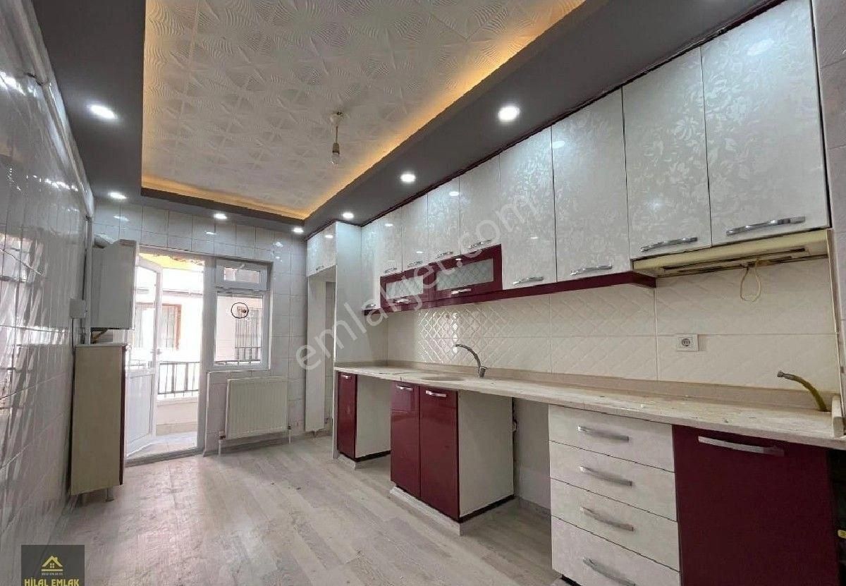 Hilal'den Başak Mah 3+1 Yüksek Giriş Ön Cephe Altı Daire