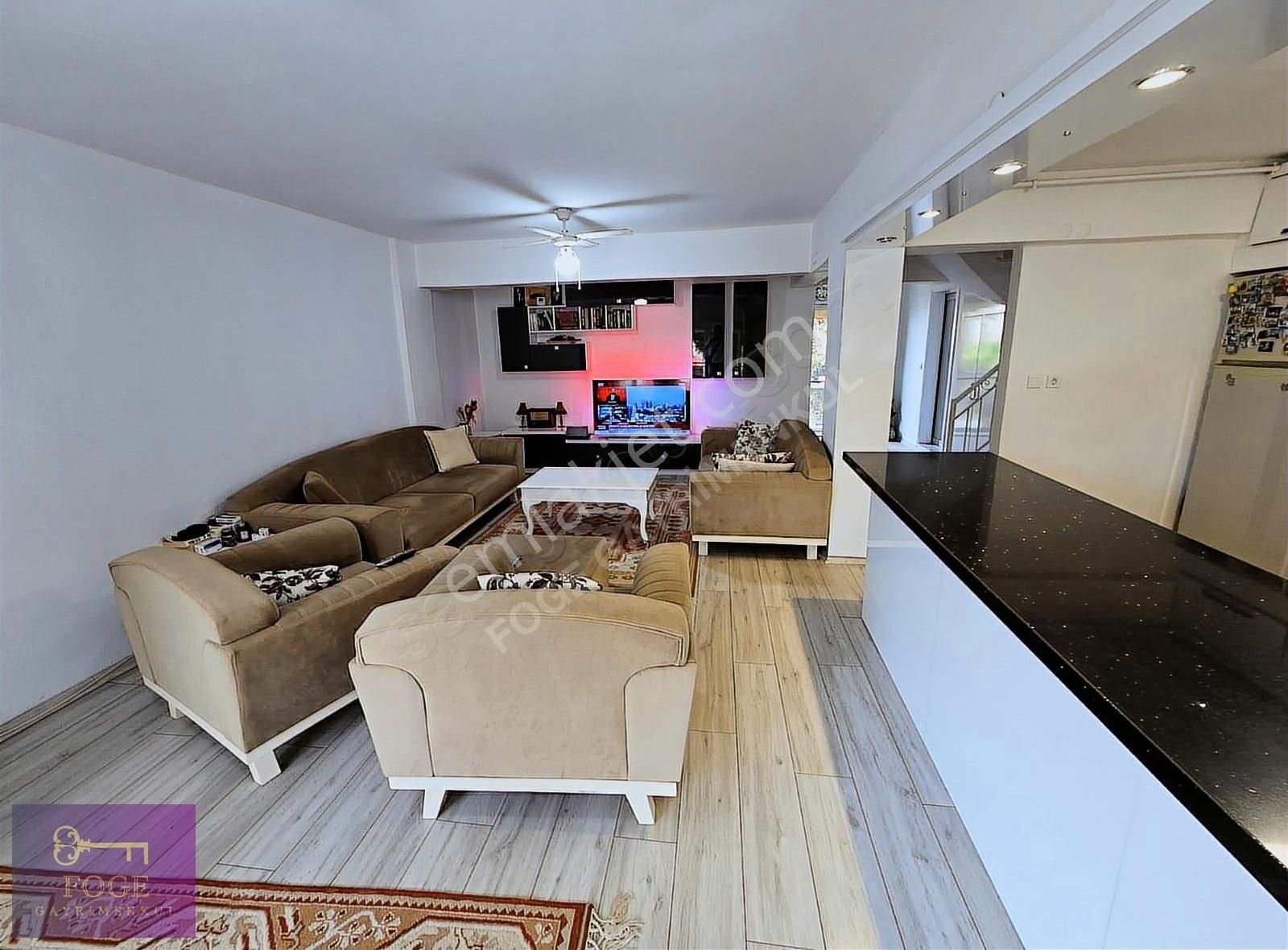 Yenifoça Marina'ya Çok Yakın Konumda Satılık 4+1 Villa - Görsel 14