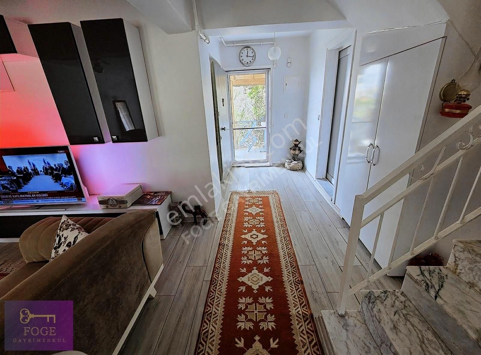 Yenifoça Marina'ya Çok Yakın Konumda Satılık 4+1 Villa - Görsel 26