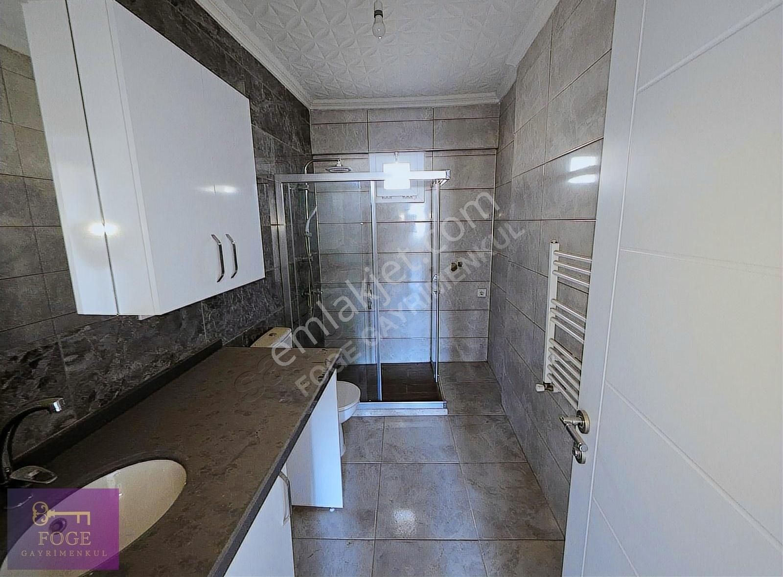 Yenifoça'da 6+1 Denize Sıfır Bahçeli Satılık Villa - Görsel 31