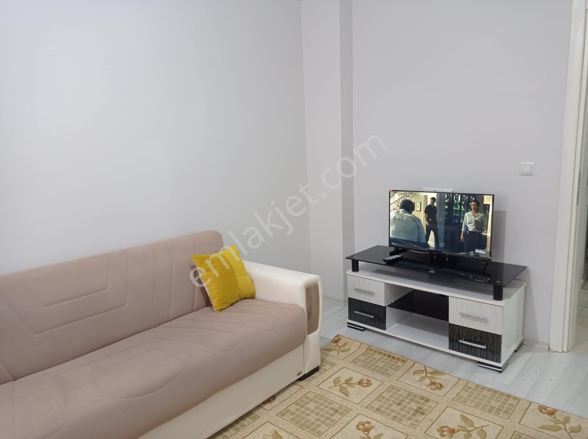 Karaman Merkez Yeni Mahalle 1+1 Apart Aile Apartmanı Eşyalı