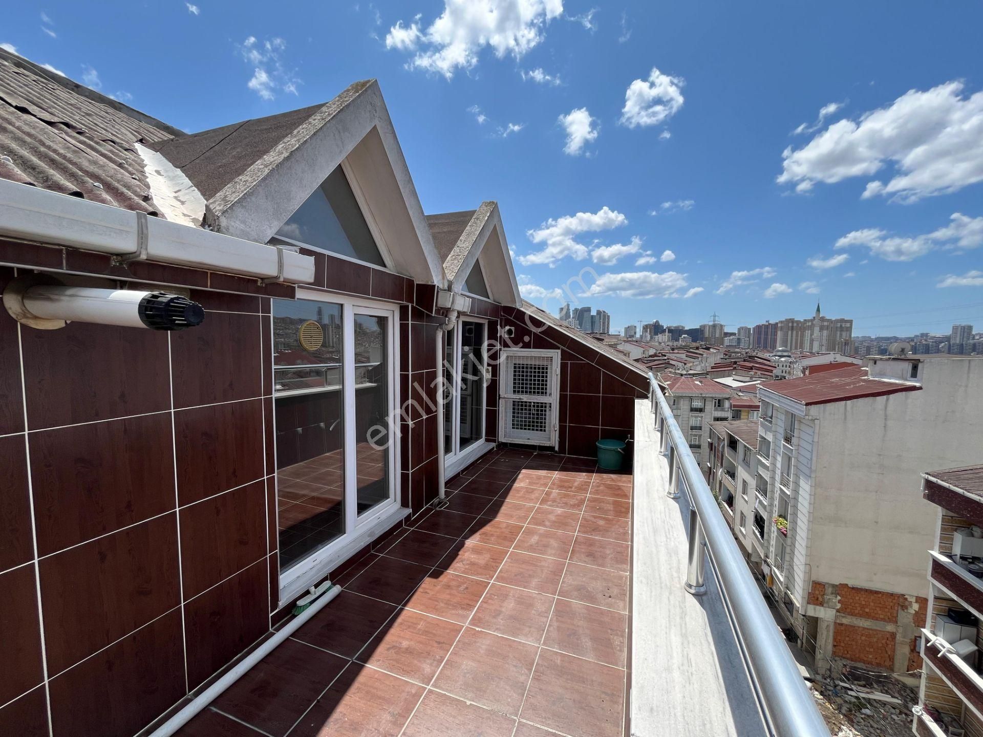 Esenyurt Fatih Mahallesi'nde Kiralık Balkonlu 3+1 Büyük Daire