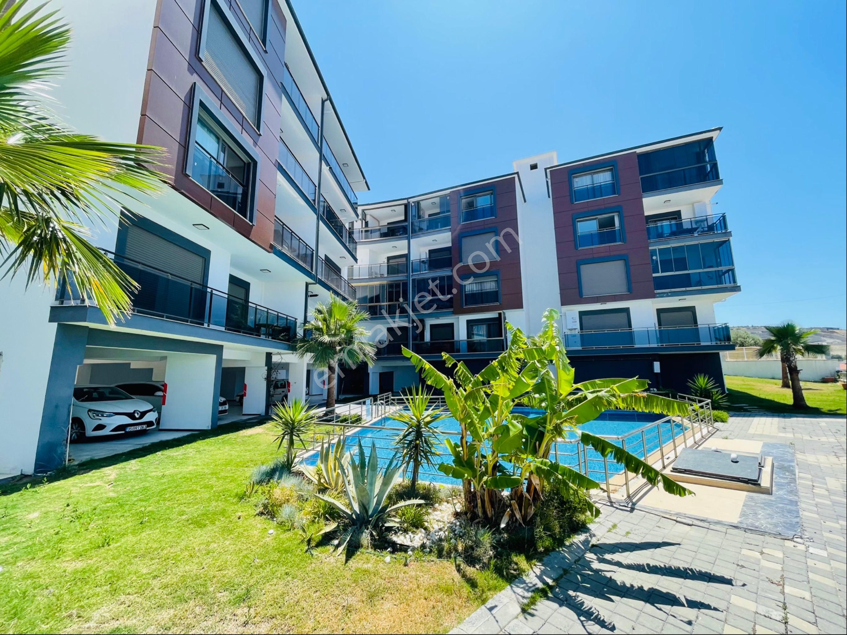 Doğalgaz Isıtmalı Arakat Yeni Bina 3+1 Deniz Manzaralı