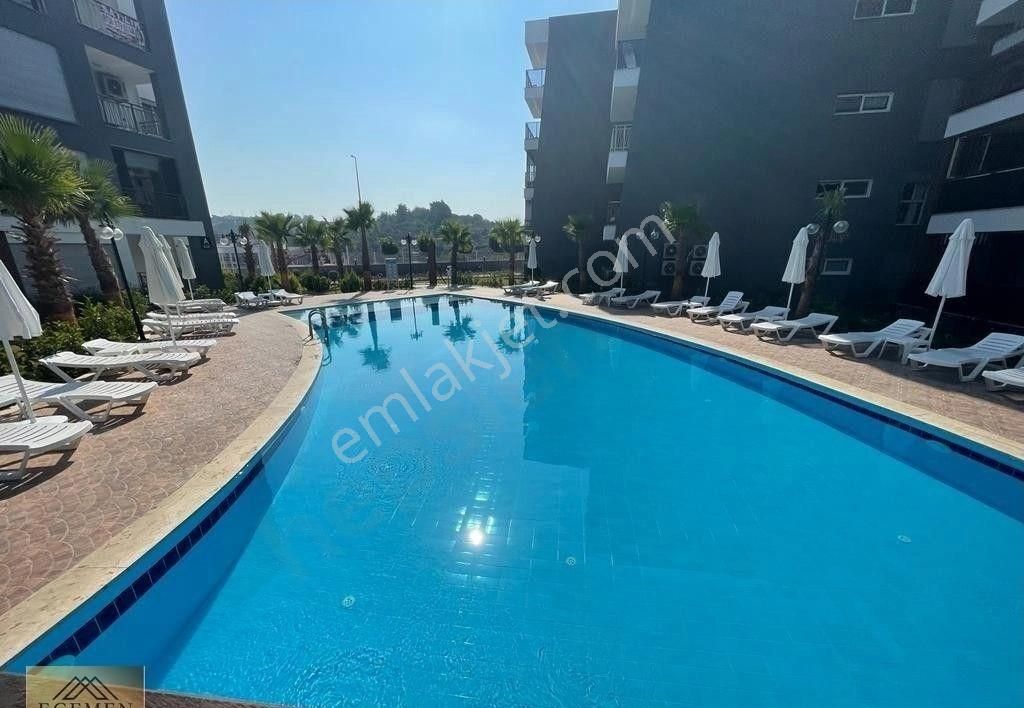 Kuşadası Merkezde Satılık 3+1 Daire - Görsel 30