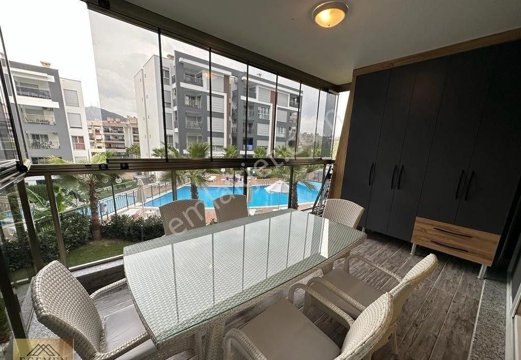 Kuşadası Merkezde Satılık 3+1 Daire - Görsel 18