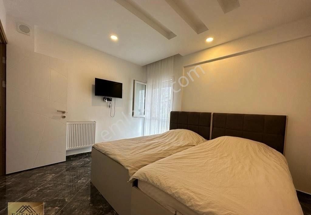 Kuşadası Merkezde Satılık 3+1 Daire - Görsel 27