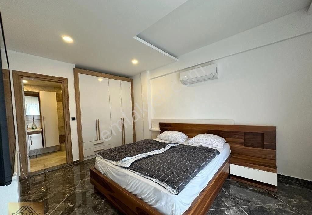 Kuşadası Merkezde Satılık 3+1 Daire - Görsel 20