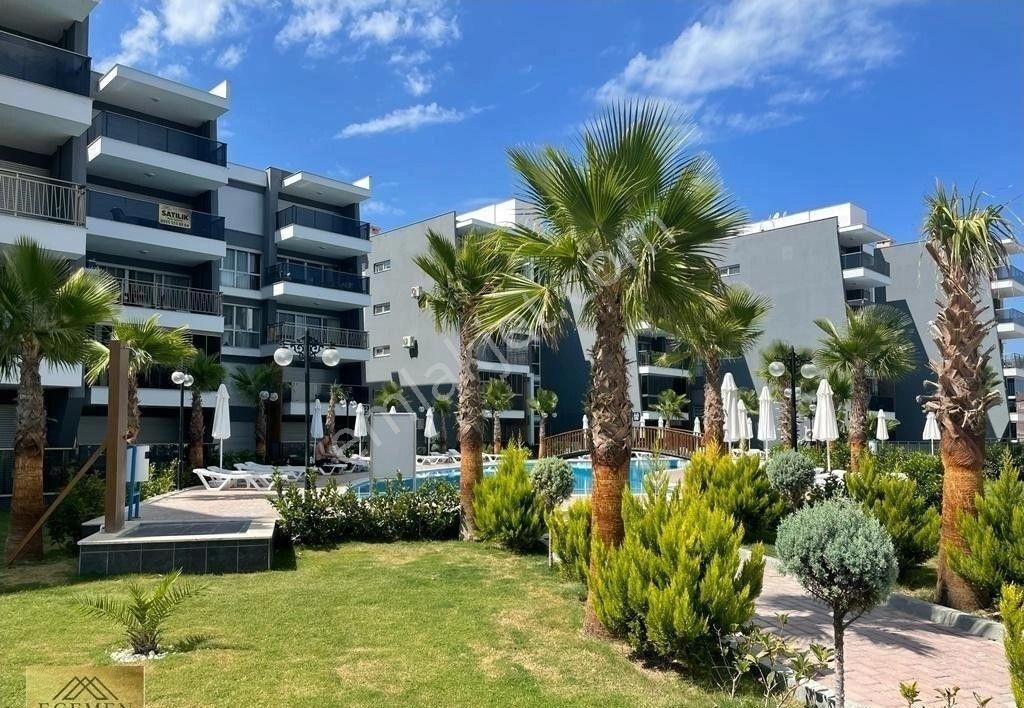 Kuşadası Merkezde Satılık 3+1 Daire - Görsel 2