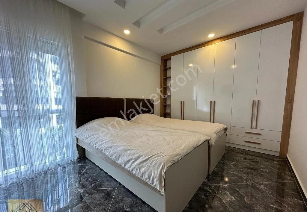 Kuşadası Merkezde Satılık 3+1 Daire - Görsel 33