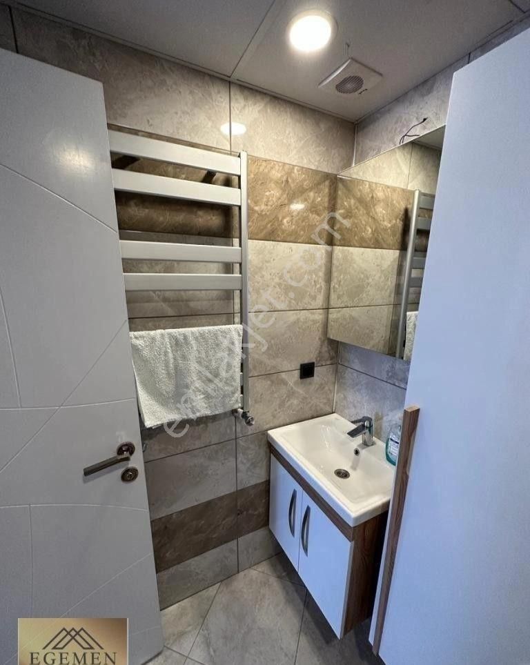 Kuşadası Merkezde Satılık 3+1 Daire - Görsel 23