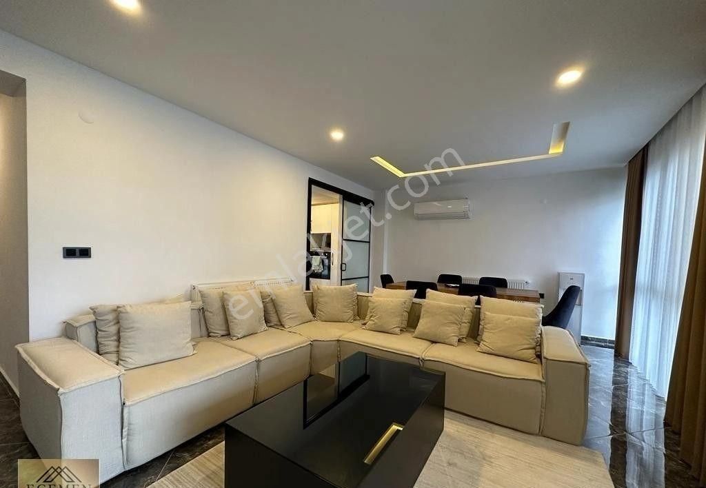 Kuşadası Merkezde Satılık 3+1 Daire - Görsel 7