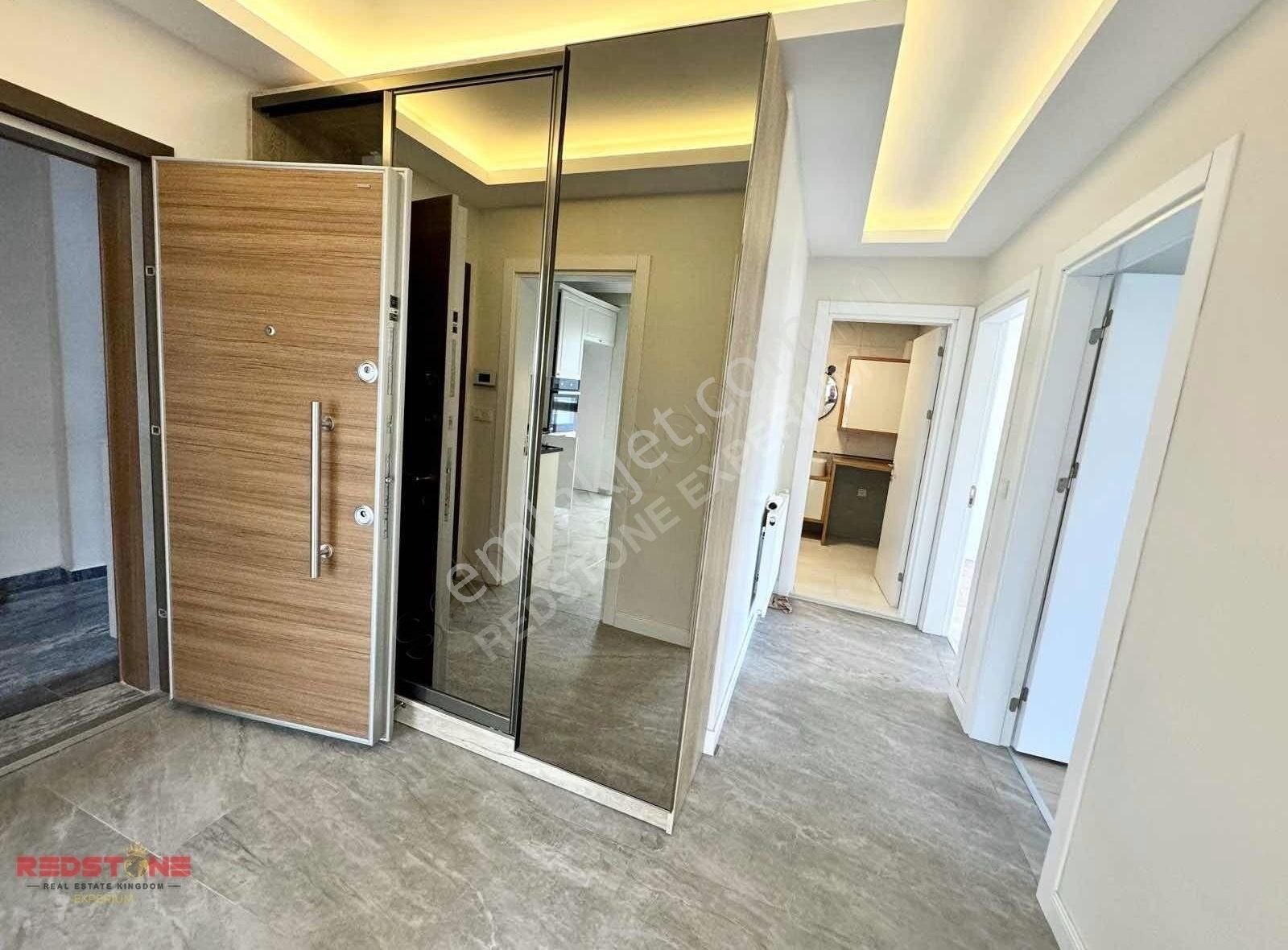 Seferihisar Çolak İ.'de Nezih Bölgede Satılık Lüks 2+1 Daire