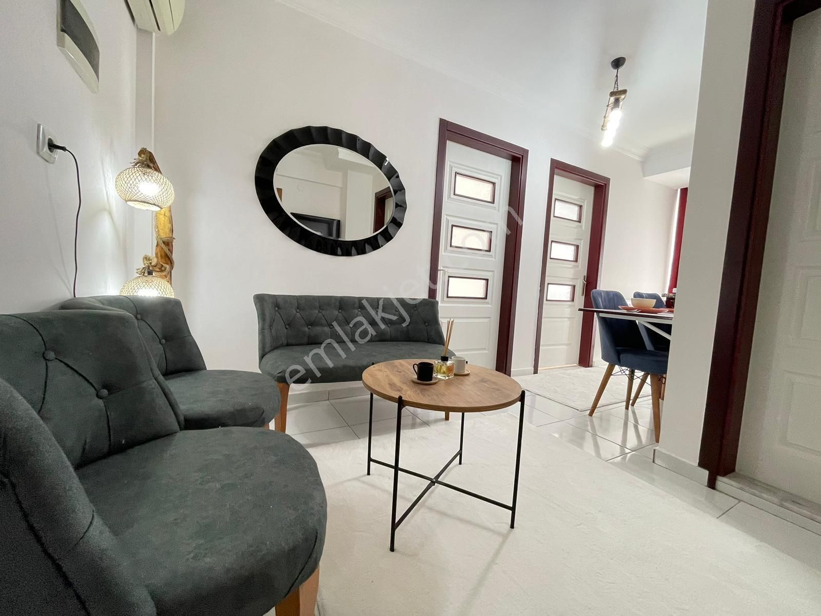 Tercih'ten Zeytin Köy Mah. De Lüks Eşyalı Satılık Apart