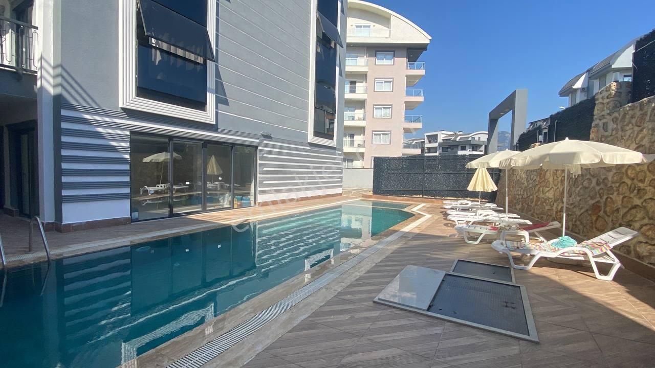 Yukarı Oba'da Tek Bloklu Aktiviteli 2+1 Kiralık Sıfır Dubleks