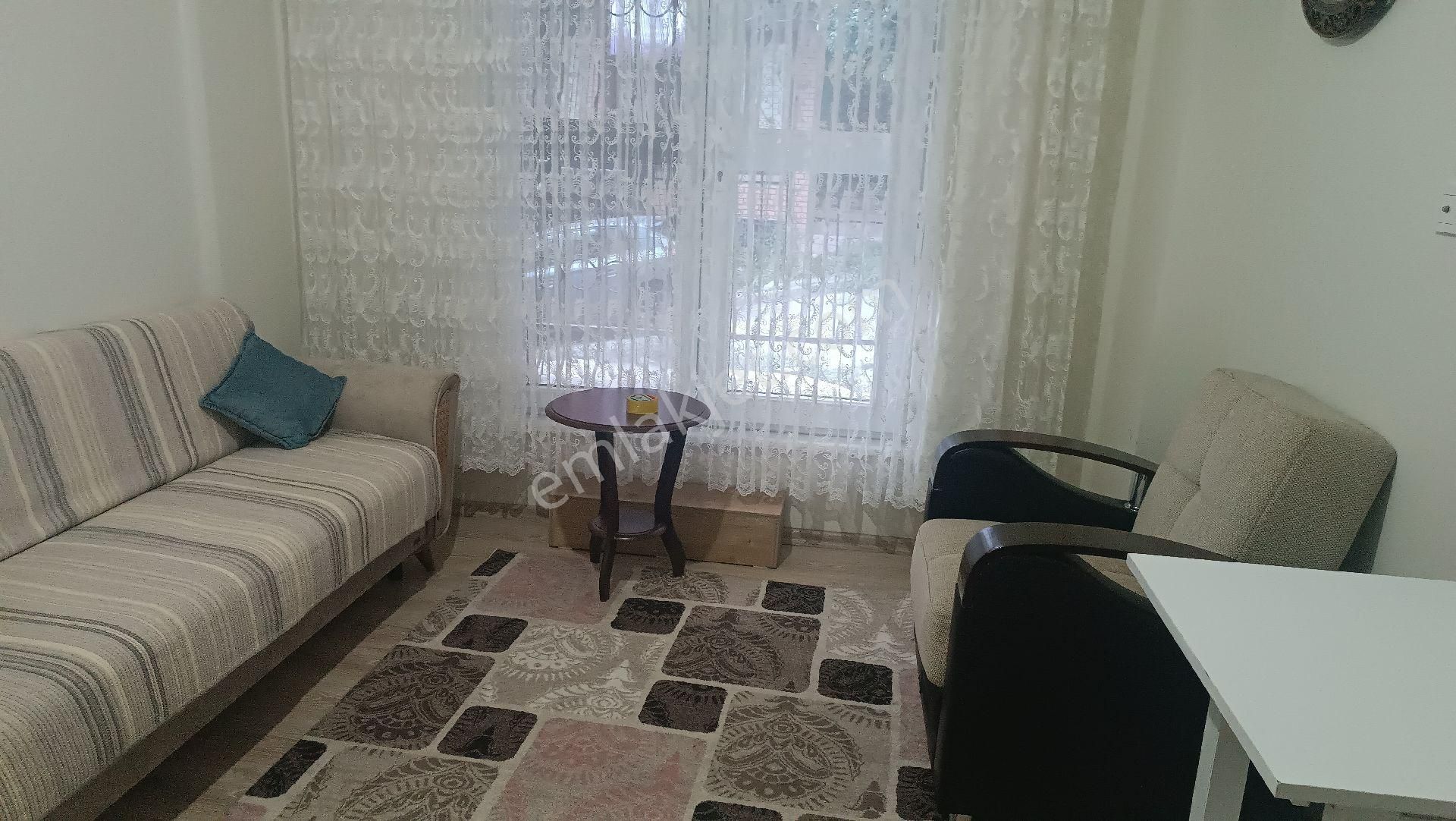 Küçükköy Şemsipaşa Kiralık Eşyalı Daire